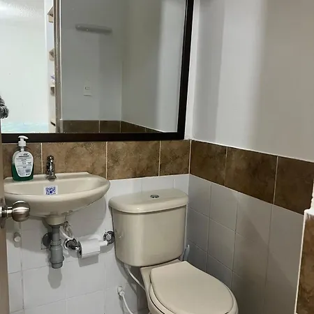 Ibague, Apartamento Amoblado, Comodo Y Bien Ubicado Cerca Al Centro Comercial La Estacion Exterior photo