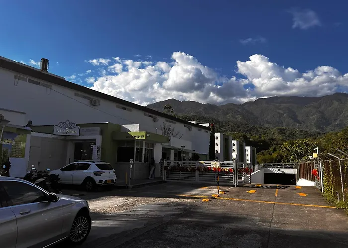 Ibague, Apartamento Amoblado, Comodo Y Bien Ubicado Cerca Al Centro Comercial La Estacion