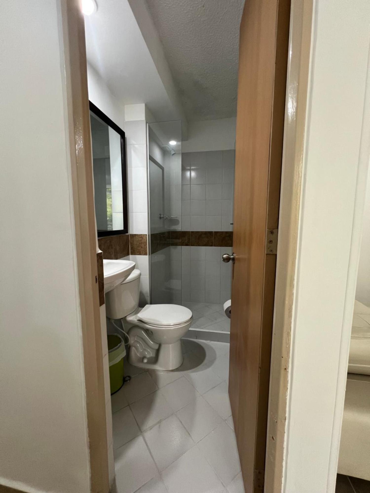 Apartment Ibague, Amoblado, Comodo Y Bien Ubicado Cerca Al Centro Comercial La Estacion *
